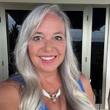 What are good mountain hiking trails within 2 hours of here?