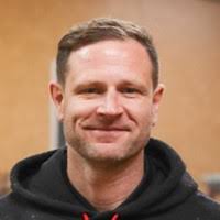 100+ “Edwards” profil