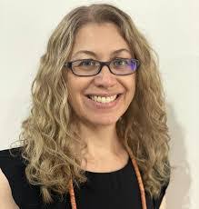 Catherine Bishop's Instagram, Twitter & Facebook