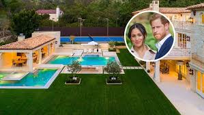 Here S Why A List Celebrities Hate Living On The Beach Variety