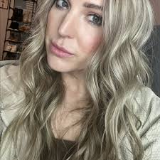 What are the most brilliant murder mystery books?