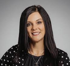 Mary Winey's Instagram, Twitter & Facebook