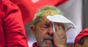 Resultado de imagem para CHUVA DE OVOD EM LULA