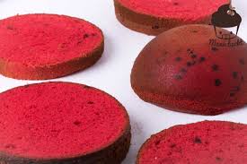 24 cm) ebenmäßig mit den roten kekskrümeln aus und drücke sie mit einem löffel fest. Schritt Fur Schritt Anleitung Wassermelonen Motivtorte Mann Backt