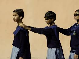 A Bat-Like Vibrating Smartwatch Is Allowing The Blind To Navigate Their  World Better Than Ever