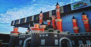 Ts wonderland indoor waterpark merupakan salah satu tempat yang menarik terletak di pasir gudang. Ts Wonderland Indoor Water Theme Park Di Johor Lokasi Mandi Manda Yang Hebat Untuk Mandi Manda Tempat Menarik