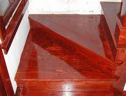 Polyurethane is easier to work with on an upright surface, as it is thicker than polycrylic and less prone. Varnish Wikipedia