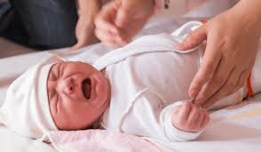 Zinco Damla Nasil Bir Seydir Faydalari Nedir Kullananlar Memnun Mu Kombin Kadin Baby Crying Colicky Baby Newborn Care