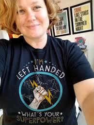 roobs @roobsleiser some things my bf has said since I gave him left-handed  scissors for christmas: -"come through and watch Te cut this!" -"do you  need me to to cut something for