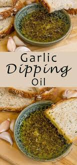 Garlic Dipping Oil A Classic Combination Of Lovely Dried Herbs Fresh Garlic And Flavorful Olive Diy Food Recipes Appetizer Recipes Easy To Make Appetizers