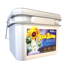 Before making your hydroponics nutrient solution as a grower you should familiarize yourself with the fertilizers available for use, the importance of water therefore, when growing plants hydroponically, maintain a proper ph of the nutrient solution is vital to ensure nutrient availability isn't compromised. Koolbloom Dry General Hydroponics