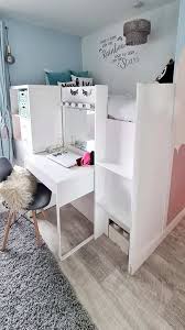 I am married and mom of 10 year old girl. Thrifty Mum Uses Bunk Beds To Split Her Daughters Room In Two So They Can Both Have Some Space It S An Instant Hit