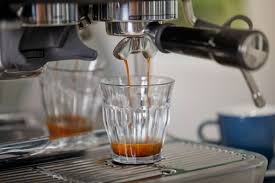 Fresh coffee to most coffee drinking experts is breville bes870xl: Breville The Barista Pro Espresso Machine With 15 Bars Of Pressure Milk Frother And Intergrated Grinder Brushed Stanless Steel Bes878bss1bus1 Best Buy