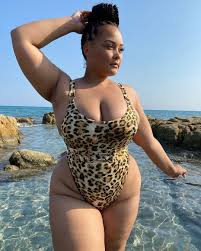 Natalie Elizabeth Wade - Free pics, galleries & more at Babepedia