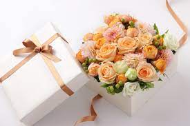 Idee per un mazzo di fiori per il compleanno di un'amica. Esistono Fiori Da Compleanno O Un Bouquet Vale L Altro International Flora
