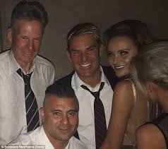 Her age and birthday are not public knowledge, but according to some sources amanda brown is in her late 50s. Afl Footy Show S Billy Brownless Poses With Sam Newman At Shane Warne S Nye Party Daily Mail Online