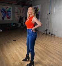 Experience Hande Sarıoğlu- Her Most Daring Nude Leaks