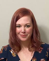 Kelly Gillette's Instagram, Twitter & Facebook