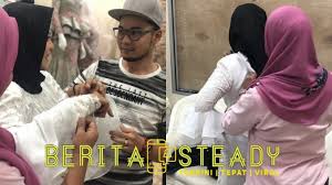 .kami berperang(alamak icon pistol ayor je ade) tapi pistol ayor bukan level kami ni le penyebab seluruh badan kami lebam2 follow @nightgunfight official ig perang kami. Foto Video Susah Payah Saya Keluarkan Duit Sendiri Zulin Aziz Kongsi Persiapan Untuk Berkahwin Namun Tidak Kesampaian Berita Steady