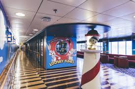 She was bought by navarma in 1986, and served corsica and sardinia and italian mainland. Moby Lines Cruise Ferry Center Ag