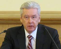 Одно время курировал ее московское отделение. Sobyanin Sergej Semenovich Kratkaya Biografiya Semya
