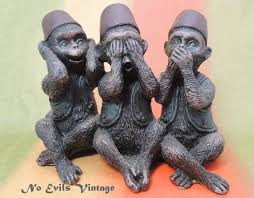 Art See No Evil Hear No Evil Speak No Evil Monkeys 3 Wise Monkeys See No Evil Hear No Evil Speak No By Noevilsvintage Three Wise Monkeys Wise Monkeys Monkey Statue