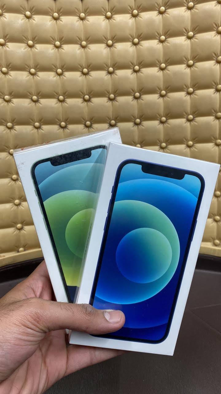 Iphone 12 product image