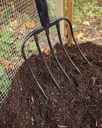7 Steps To Building A Compost Heap Compost Composting 101 Garden Compost