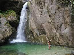 Baños de agua santa es considerada como la puerta de ingreso a la amazonía ecuatoriana, y la capital de la aventura del ecuador, uno de los destinos turísticos más completos del país. Whaterfalls Banos De Agua Santa Picture Of Wonderful Ecuador Banos Tripadvisor