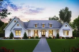 You will typically find materials such as reclaimed wood, barn style doors. Modern Farmhouse Floor Plans Architects Metalbuildinghomes Org