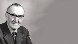 Kenneth Watkins's Instagram, Twitter & Facebook