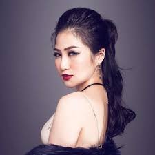 Vòng trầm hương xịn giá bao nhiêu. HÆ°Æ¡ng Tram Tá»«ng Bá»‹ Táº¥n Cong Tinh Dá»¥c NÄƒm 17 Tuá»•i Trong Láº§n LÆ°u Diá»…n Chau Au Viá»‡t Nam Má»›i