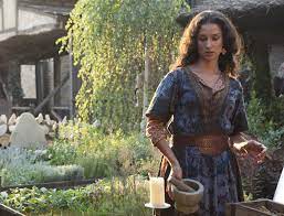 He shared so much love, joy and positivity with the world. Bild Zu Indira Varma Die Tore Der Welt Bild Indira Varma Filmstarts De