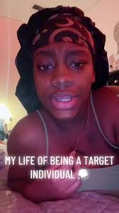 Starr Bowman's Instagram, Twitter & Facebook