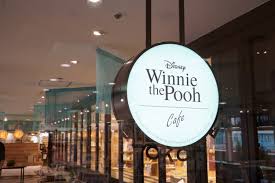 プー さん カフェ 新宿