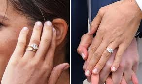 The duchess of cambridge's sapphire and diamond. Meghan Markle Unveils Major Change To Her Engagement Ring As Fans Spot New Look