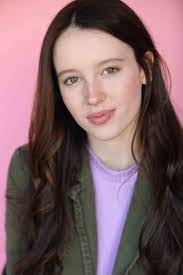 Adrianna Valencia's Instagram, Twitter & Facebook