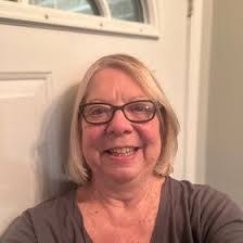 Louise Behling's Instagram, Twitter & Facebook