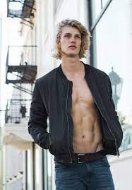 Dt Model Management Charles Bilgrien Blonde Male Models Blonde Guys Blonde Hair Boy