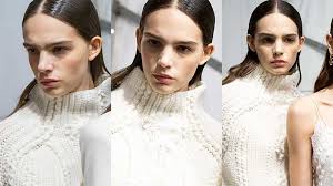 Cappotti, completi e abiti da sogno. La Nuova Moda Autunno Inverno 2020 2021 Un Maglione Trendy Ecco I Nuovi Modelli Per L Inverno