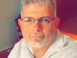 Dustin Mahan's Instagram, Twitter & Facebook