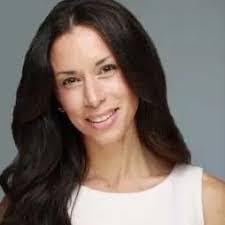 Elizabeth Bracero's Instagram, Twitter & Facebook