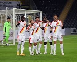 Süper lig ekiplerinden göztepe'de başkan mehmet sepil, geride bırakacağımız 2020 yılını değerlendirdi. Goztepe Den Dijital Atilim Istanbul Haberleri