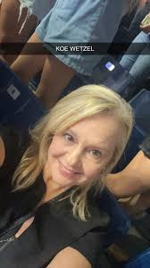 koe wetzel · 223K threads