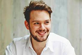 The special was won by jane beedle. John Whaite Gay Winner Of The Great British Bake Off Reveals Thoughts On Tonight S Final