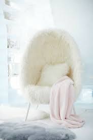 Poltrona De Pelo Decoracao Glam Decoracao Clean Unique Chairs Design Unique Chair Cave Chair