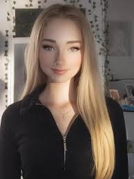 The Dove Cameron Lookalike