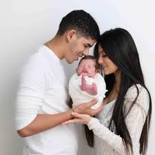 Watch the video for decida from zé vaqueiro's o estouro das vaquejadas for free, and see the artwork, lyrics and similar artists. Ze Vaqueiro Comemora Sucesso Artistico E Na Vida Pessoal