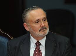 CCSS lanza ofensiva contra anestesistas por parar cirugías