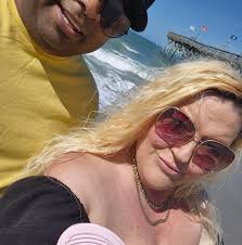 Has anyone received a package for Justina Tungate at 929 Camden Ct by  mistake?